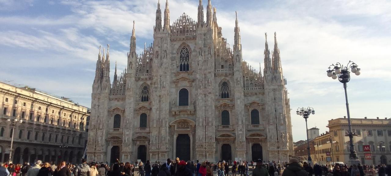 "House Of Lella" Appartamento 2 Camere Da Letto Milano Exteriör bild